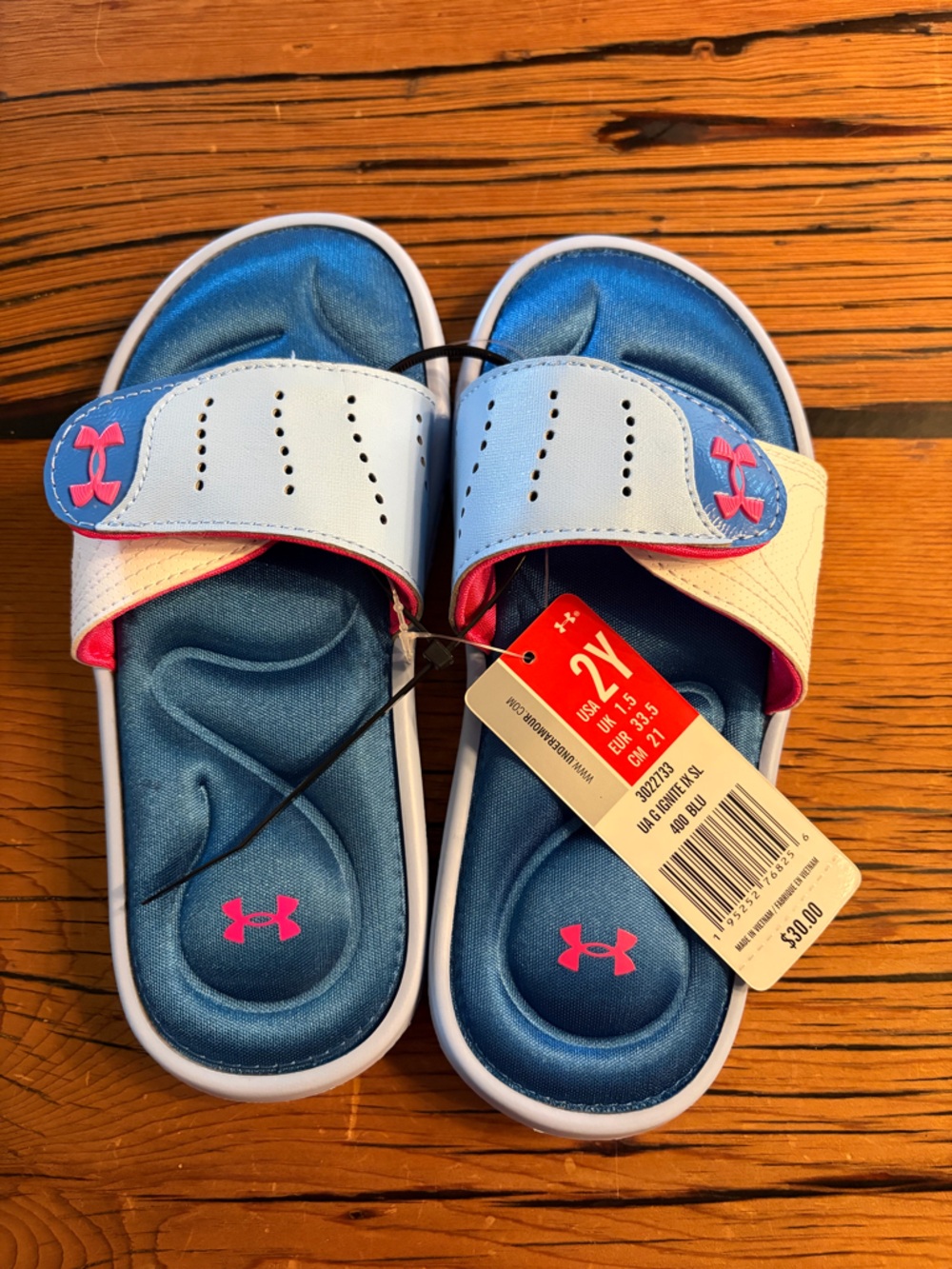 New Youth Under Armour Slide Sandals Size 2Y